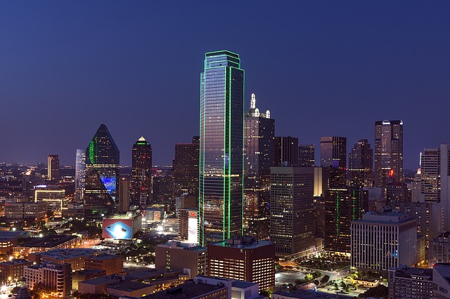 Dallas, Texas skyline at night